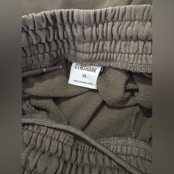 Gymshark training fleece shorts deep olive green size XS - Picture 10 of 12